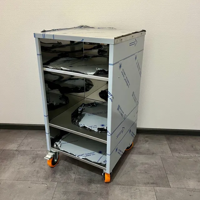 helia-smoker-helia24-rollwagen-edelstahl-b-ware-3-seitig image 1